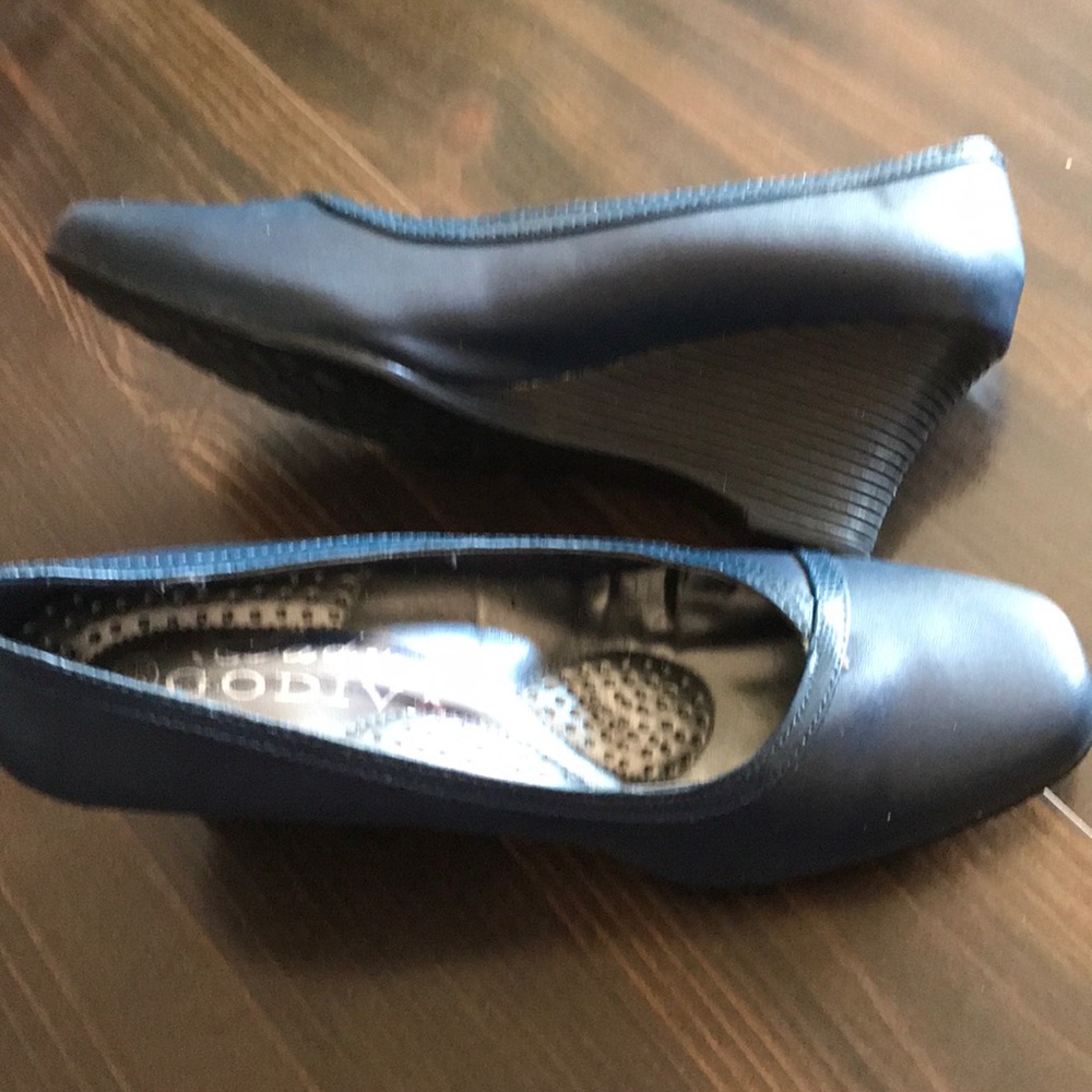 Lady Godiva wedge shoes